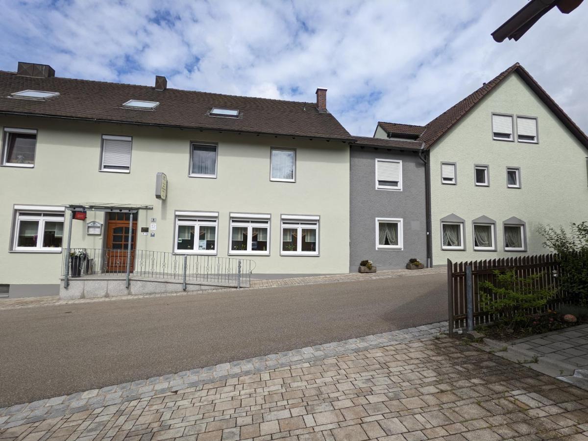 Hotel Zum Schwarzen Baeren Vohenstrauss Zewnętrze zdjęcie