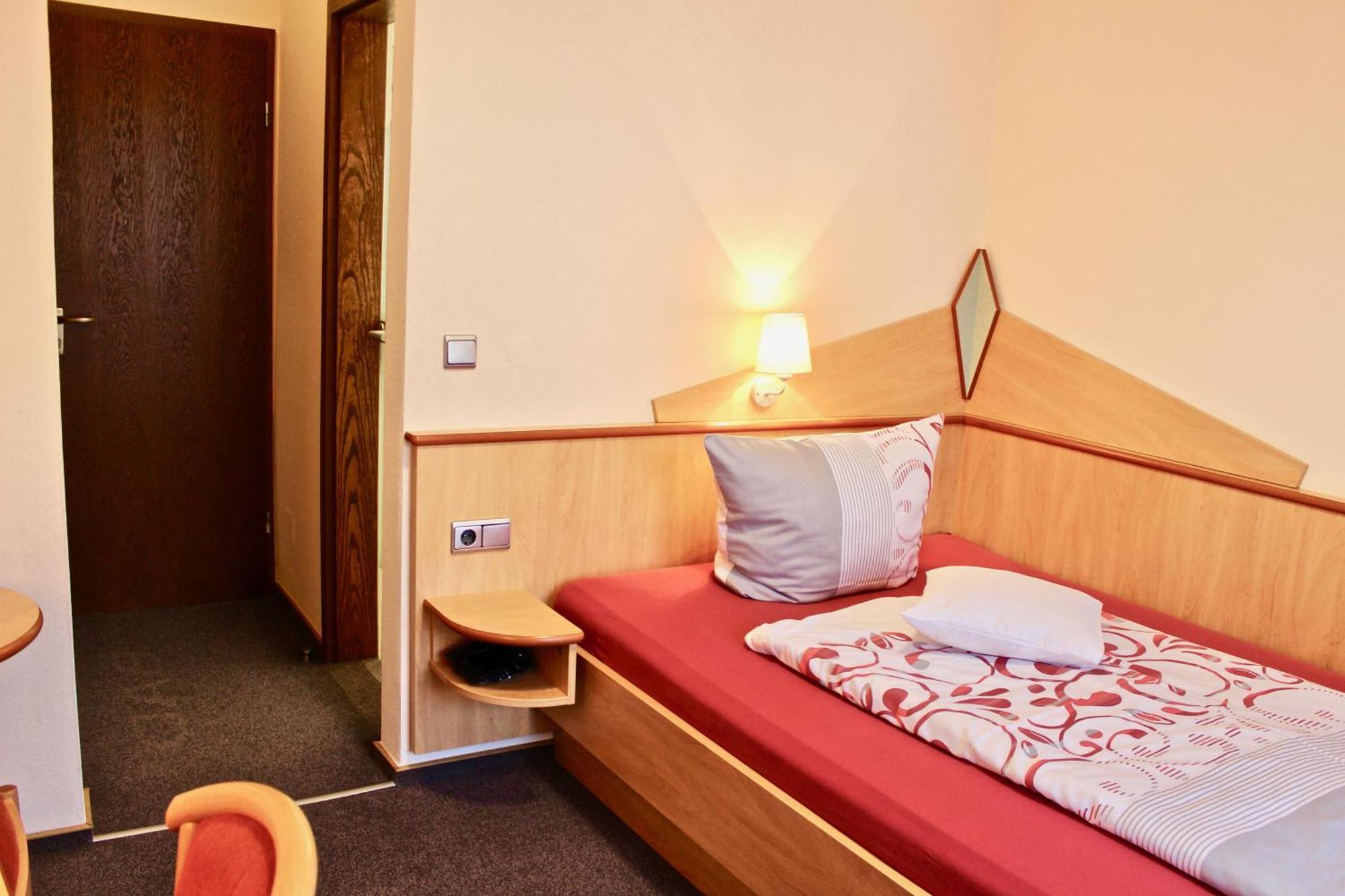 Hotel Zum Schwarzen Baeren Vohenstrauss Zewnętrze zdjęcie