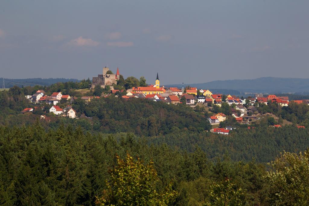 Hotel Zum Schwarzen Baeren Vohenstrauss Zewnętrze zdjęcie